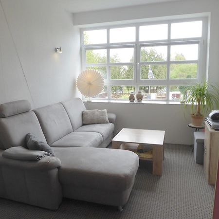 App. Weisses Haus Appartement Hohen Neuendorf Buitenkant foto