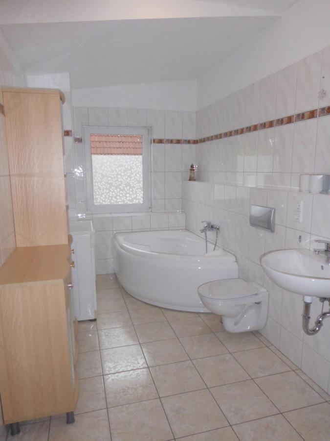 App. Weisses Haus Appartement Hohen Neuendorf Buitenkant foto