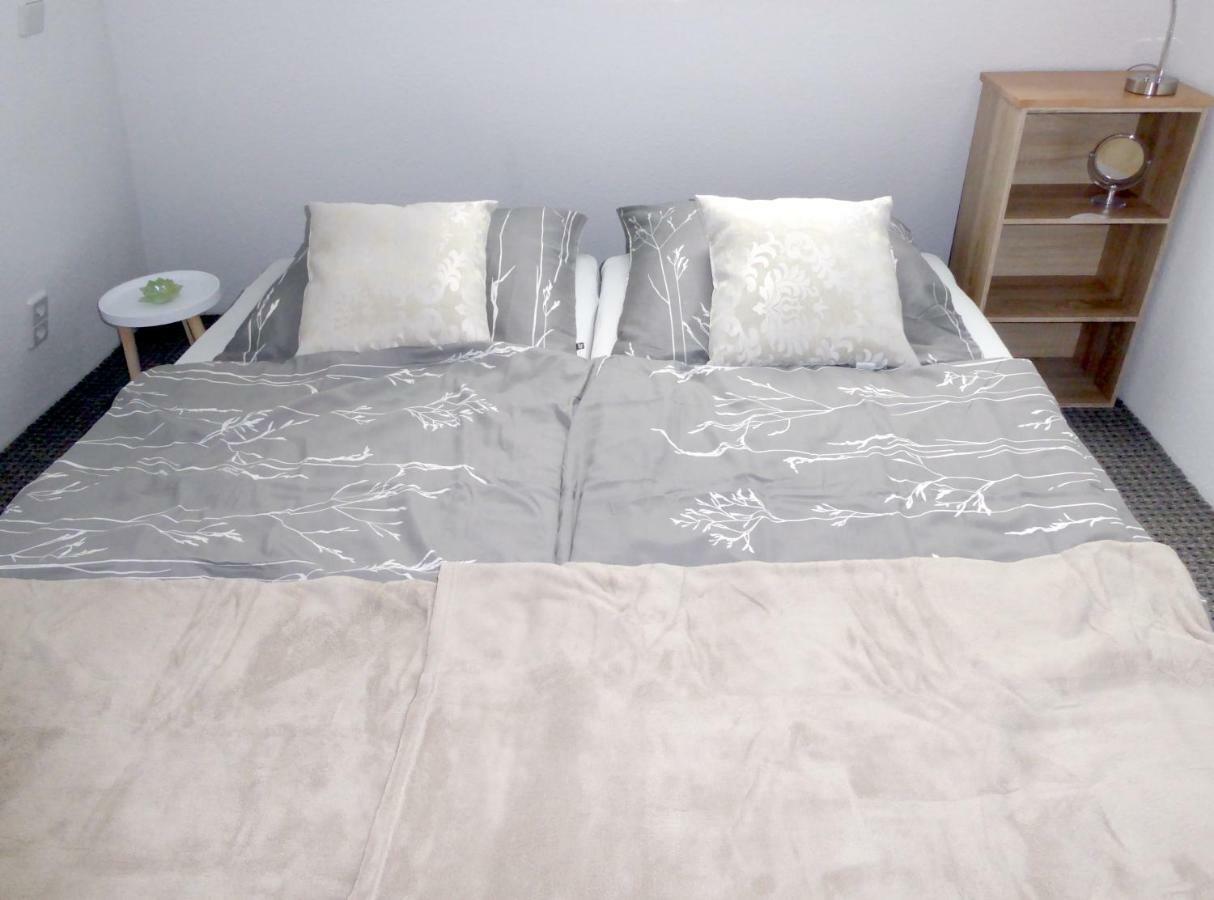 App. Weisses Haus Appartement Hohen Neuendorf Buitenkant foto