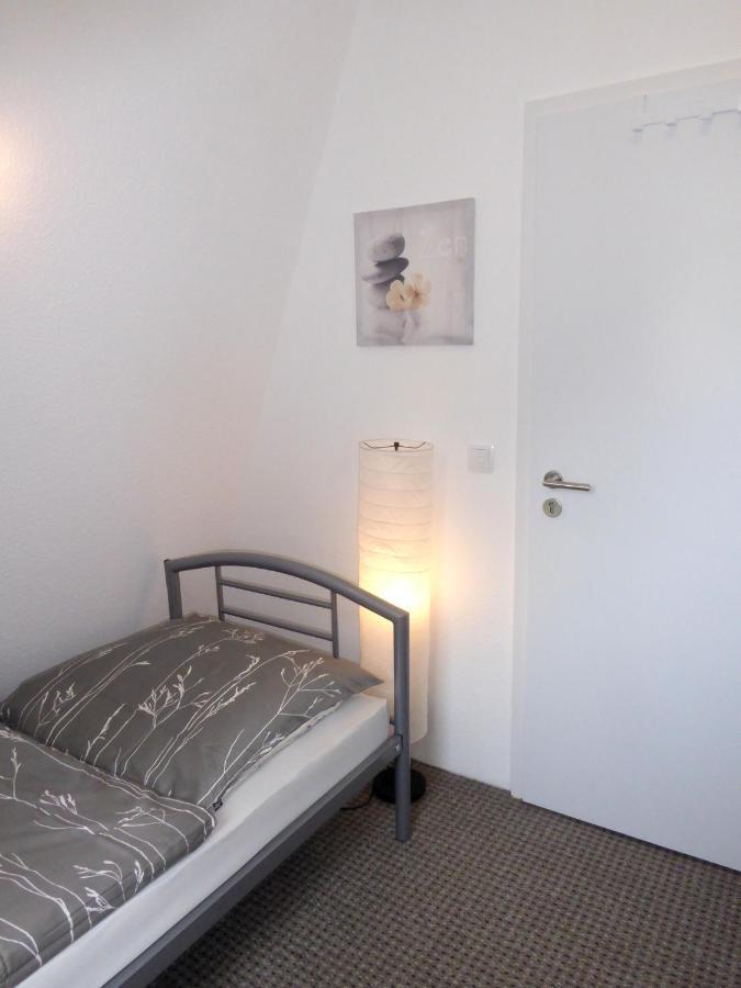 App. Weisses Haus Appartement Hohen Neuendorf Buitenkant foto