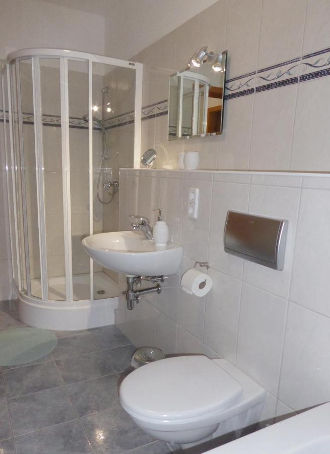 App. Weisses Haus Appartement Hohen Neuendorf Buitenkant foto